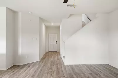 300 Hyacinth Way, Jarrell, TX 76537 - Photo 5