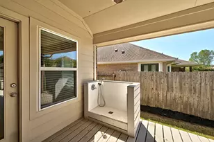 8206 Arezzo Dr, Round Rock, TX 78665 - Photo 37
