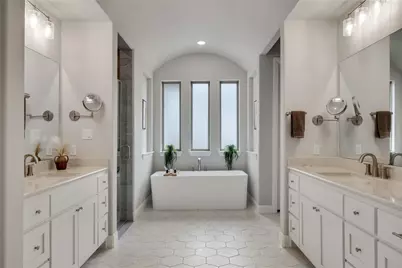 138 Evelyn Court, Dripping Springs, TX 78620 - Photo 17