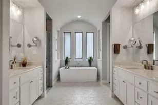 138 Evelyn Ct, Dripping Springs, TX 78620 - Photo 17