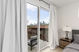 1402 Summit St, Austin, TX 78741 - Photo 15