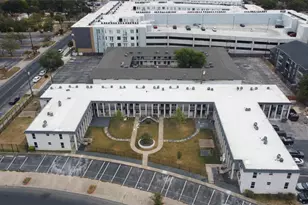 1105 Clayton Ln, Austin, TX 78723 - Photo 7