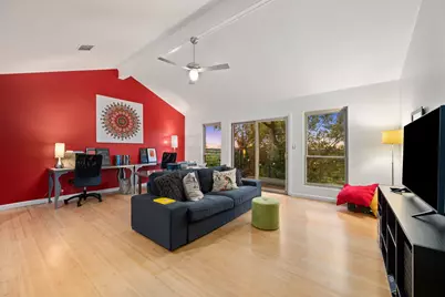 6305 Plum Hollow Overlook, Austin, TX 78746 - Photo 17
