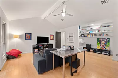 6305 Plum Hollow Overlook, Austin, TX 78746 - Photo 19