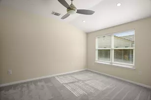 1705 E 14th St, Austin, TX 78702 - Photo 13