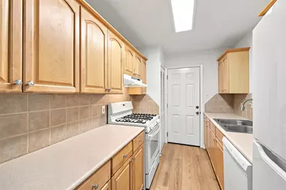 4908 Gladeview Drive, Austin, TX 78745 - Photo 5