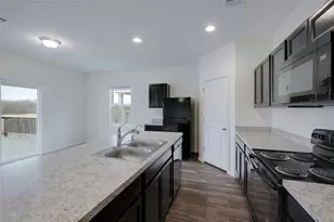 140 Satsuma Ln, Kyle, TX 78640 - Photo 11