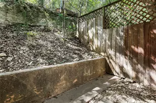 5330 Balcones Dr, Austin, TX 78731 - Photo 9