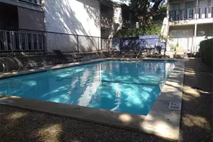 1304 Summit St, Austin, TX 78741 - Photo 13