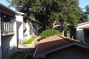 1304 Summit St, Austin, TX 78741 - Photo 11