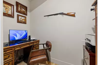 103 N Cherry Street, Fredericksburg, TX 78624 - Photo 17