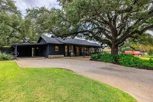 103 N Cherry St, Fredericksburg, TX 78624 - Photo 29