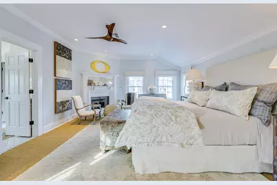 2428 Jarratt Avenue, Austin, TX 78703 - Photo 27