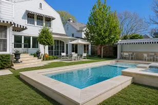 2428 Jarratt Ave, Austin, TX 78703 - Photo 3