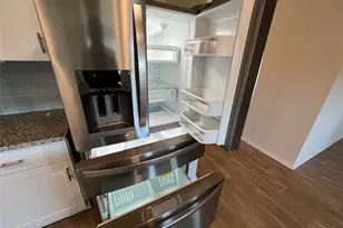 305 Wirecrested Dr, Lockhart, TX 78644 - Photo 7