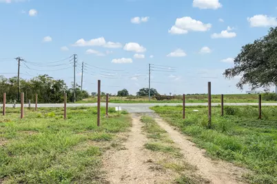 1845 Silent Valley Road, Lockhart, TX 78644 - Photo 31