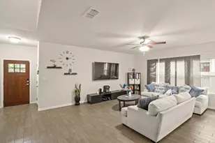 574 W Nautical Loop, Kyle, TX 78640 - Photo 5