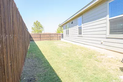 108 Circle Way, Jarrell, TX 76537 - Photo 35