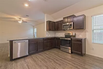 108 Circle Way, Jarrell, TX 76537 - Photo 15