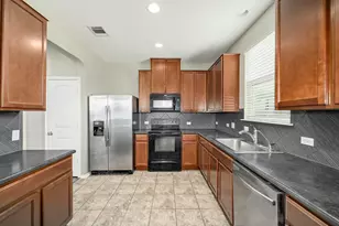 191 Cushman Dr, Kyle, TX 78640 - Photo 9