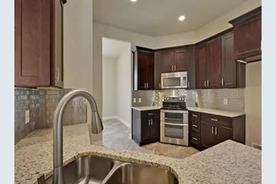 208 Venture Boulevard S, Point Venture, TX 78645 - Photo 15