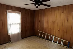 1115 Kirk Ave, Austin, TX 78702 - Photo 11