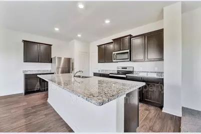 18640 Quiet Range Drive, Elgin, TX 78621 - Photo 5