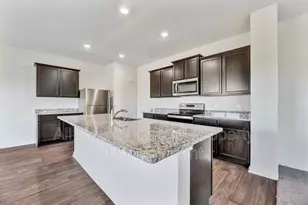 18640 Quiet Range Dr, Elgin, TX 78621 - Photo 5