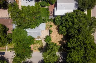 304 W 42nd St, Austin, TX 78751 - Photo 5