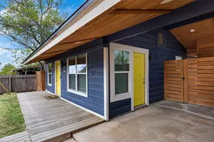 1122 Mason Ave, Austin, TX 78721 - Photo 3