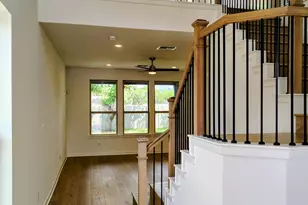 1816 Spg Mountain Cv, Georgetown, TX 78628 - Photo 5