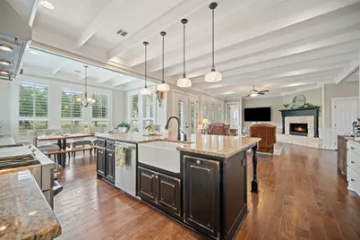 290 Esperanza Trail, Johnson City, TX 78636 - Photo 15