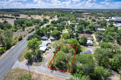 1603 Gordon Street, Bastrop, TX 78602 - Photo 9