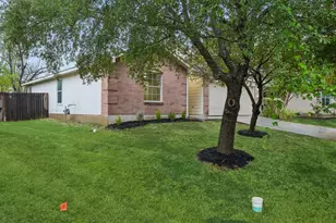 720 Goldenrod St, Kyle, TX 78640 - Photo 27