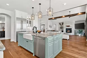 743 Vis Rdg Dr, Round Mountain, TX 78663 - Photo 11