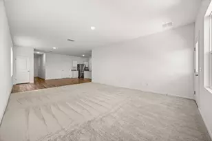 704 Gemsbok Dr, Hutto, TX 78634 - Photo 11