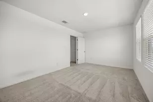 704 Gemsbok Dr, Hutto, TX 78634 - Photo 17