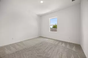 704 Gemsbok Dr, Hutto, TX 78634 - Photo 19