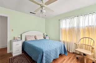 513 N Ave F, Elgin, TX 78621 - Photo 19