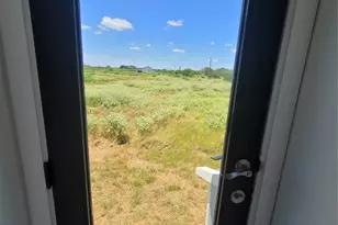 577 (Lot 10) County Road 422 A Rd, Stockdale, TX 78160 - Photo 37