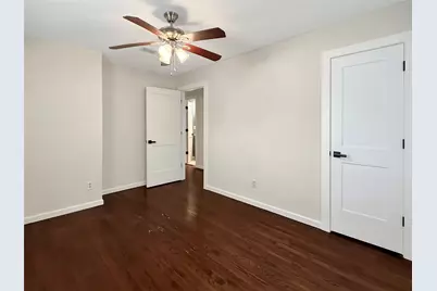 5606 Samuel Huston Avenue, Austin, TX 78721 - Photo 9