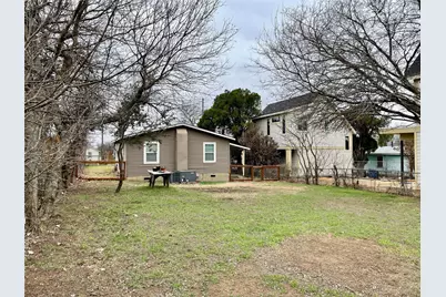 5606 Samuel Huston Avenue, Austin, TX 78721 - Photo 13