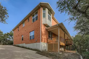 8204 Texas Plume Rd, Austin, TX 78759 - Photo 33
