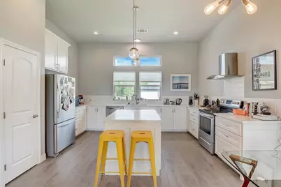 121 Naalehu Court, Bastrop, TX 78602 - Photo 7