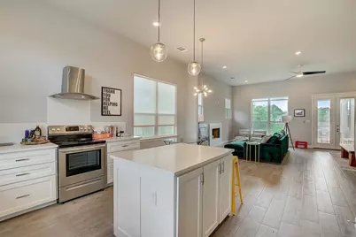 121 Naalehu Court, Bastrop, TX 78602 - Photo 11