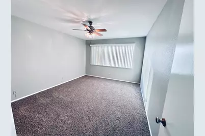 601 W 11th Street #227, Austin, TX 78701 - Photo 17