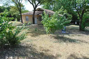 1701 E 38th St, Austin, TX 78722 - Photo 1