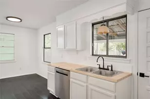 4948 Crossover Rd, San Marcos, TX 78666 - Photo 7