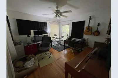 2109 E 20th Street #B, Austin, TX 78722 - Photo 9