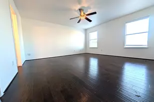 5521 Adair Dr, Austin, TX 78754 - Photo 5